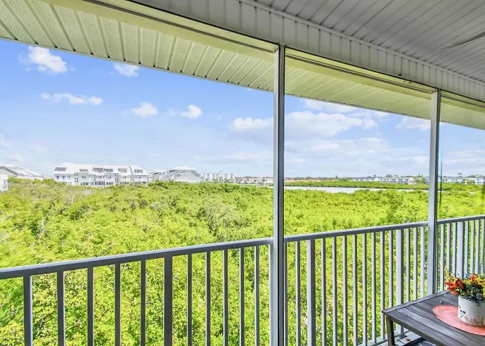 Peaceful Intracoastal 3 Min Walk To Clearwater Beach