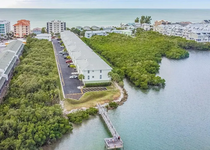 Peaceful Intracoastal 3 Min Walk To